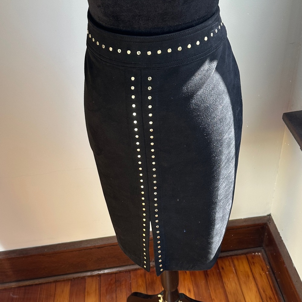 Sophisticated Black Studded Pencil Skirt
